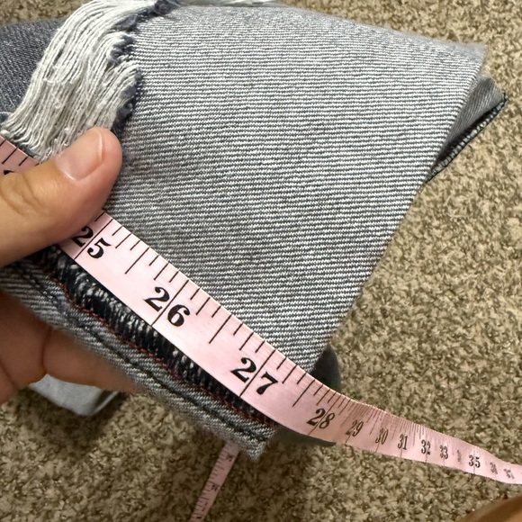 Alice + Olivia Amazing Distressed High Waist Raw Cuffed Boyfriend Jean - Picture 13 of 13